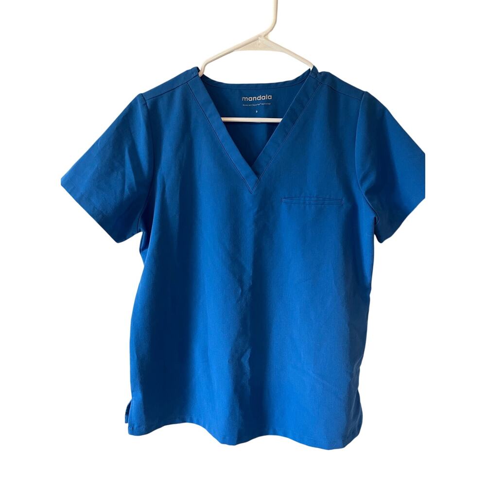 Mandala Scrubs one pocket V-neck scrub top royal blue small